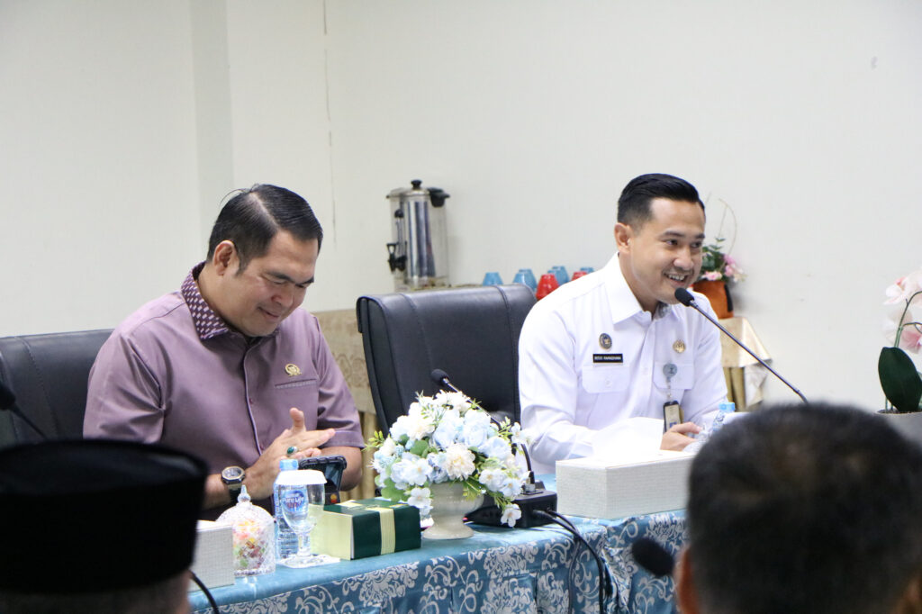 The current image has no alternative text. The file name is: FMGM9079.jpg